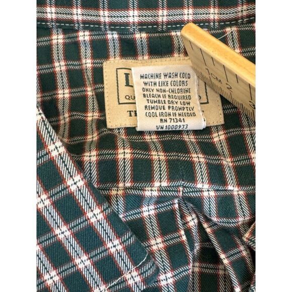 L.L. Bean Classic Green Plaid Button-Down Shirt Sz XL Traditional Fit EUC - Picture 12 of 13